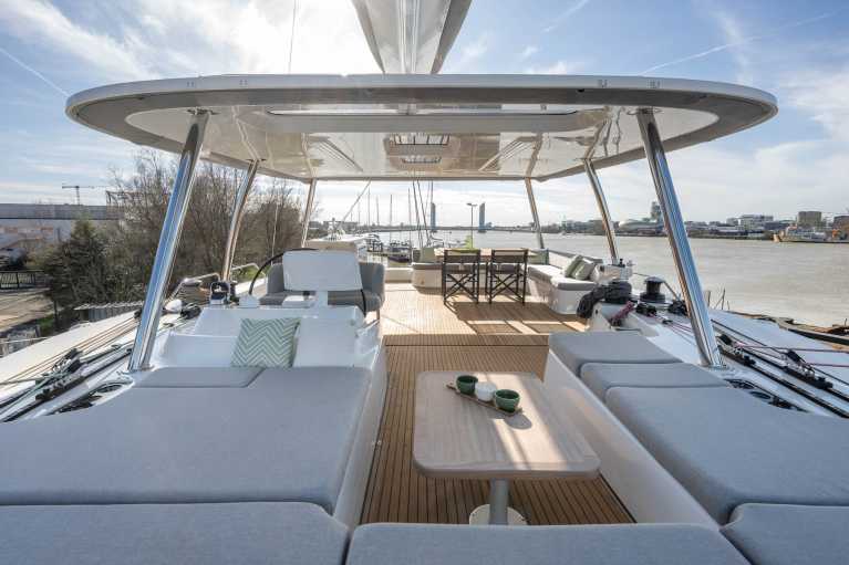 nuovo-lagoon-60---new-2024-barche-a-vela-10-37-22.jpg (EN)