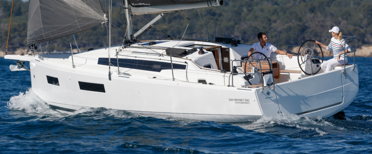 nuovo-sun-odyssey-350---new-2024-barche-a-vela-5-58-38.png (EN)